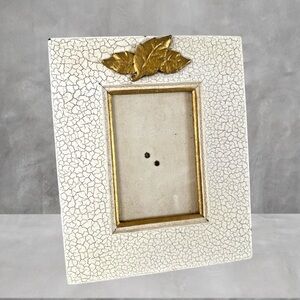 PIER 1 Picture Frame IVORY GOLD Crackle Gold EMBOSSED LEAF 4X6 THAILAND